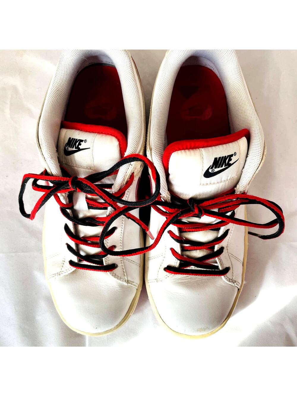 NIKE Men's sports shoes White Red size 8.5 LN2 vintage